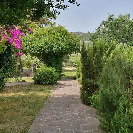 فندق مبيت وإفطار Gennemara - Porta Del Mare Perdaxius