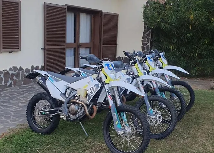 Gennemara - Porta Del Mare Couette-café Perdaxius